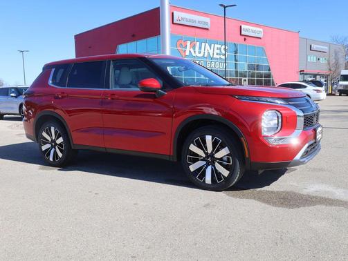 2026 Mitsubishi Outlander SE 1.5T S-AWC