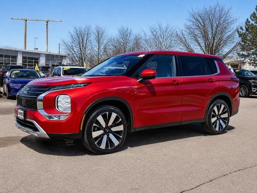 Red Diamond 2026 Mitsubishi Outlander SE S-AWC