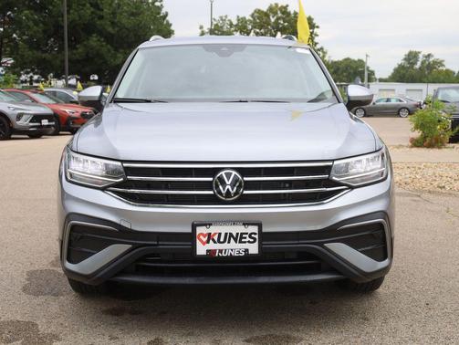 2024 Volkswagen Tiguan 2.0T SE 4MOTION