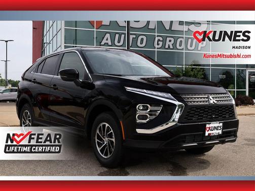 Labrador Black Pearl 2026 Mitsubishi Eclipse Cross ES