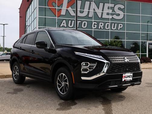 Labrador Black Pearl 2026 Mitsubishi Eclipse Cross ES