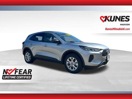 Iconic Silver Metallic 2024 Ford Escape Active