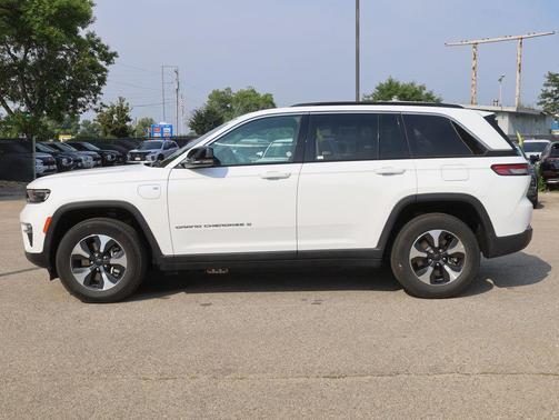 2024 Jeep Grand Cherokee 4xe Base