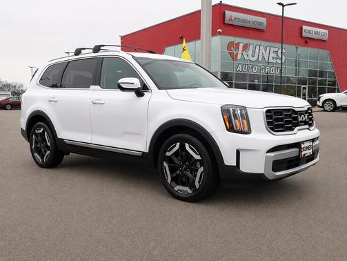 Glacial White Pearl 2025 Kia Telluride S