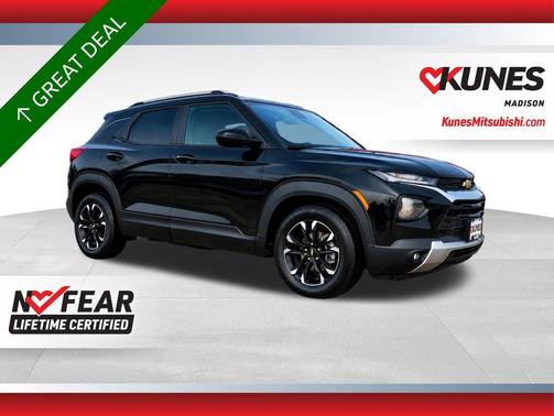 Mosaic Black Metallic 2023 Chevrolet Trailblazer LT