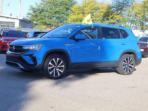 2023 Volkswagen Taos 1.5T SE