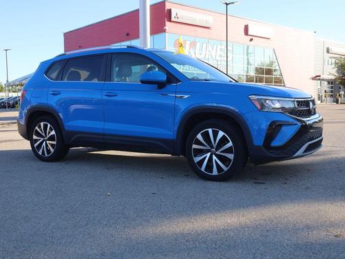 2023 Volkswagen Taos 1.5T SE