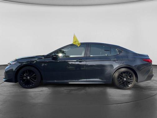 Underground 2025 Toyota Camry SE