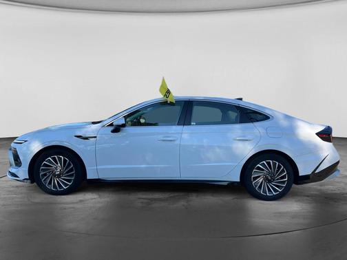 Serenity White 2025 Hyundai SONATA Hybrid SE