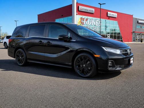 Crystal Black Pearl 2025 Honda Odyssey Sport-L