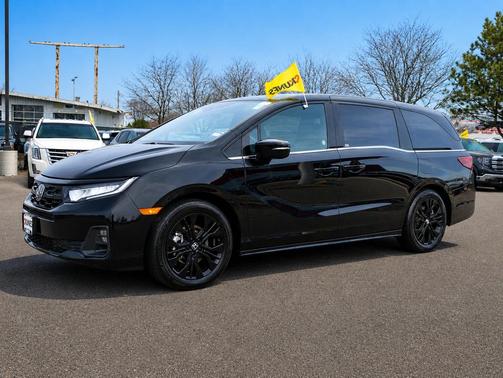 Crystal Black Pearl 2025 Honda Odyssey Sport-L