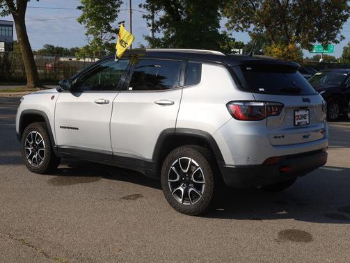 2024 Jeep Compass Trailhawk