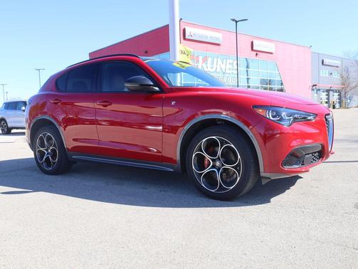 2024 Alfa Romeo Stelvio Ti