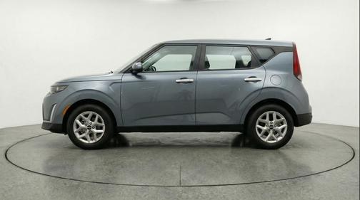 Gravity Gray 2025 Kia Soul LX