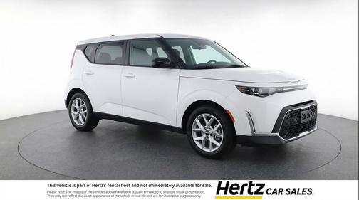 Snow White Pearl 2025 Kia Soul LX