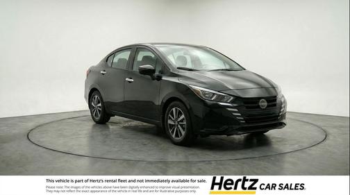 Super Black 2025 Nissan Versa 1.6 SV