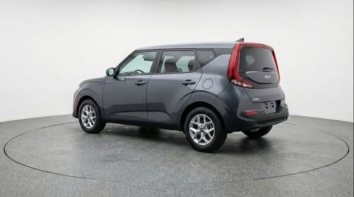 Gravity Gray 2025 Kia Soul LX