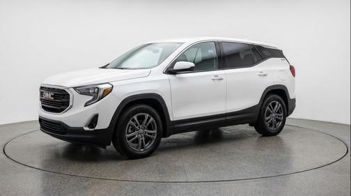 Summit White 2024 GMC Terrain SLE