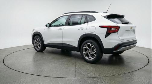Summit White 2025 Chevrolet Trax LT