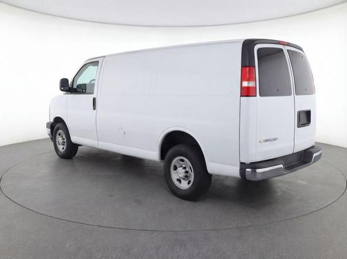 Summit White 2025 Chevrolet Express 3500 RWD 3500 Extended Wheelbase LT
