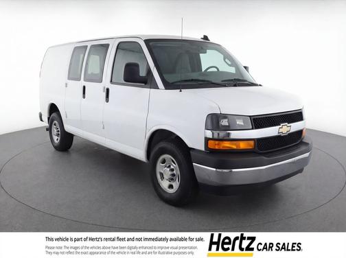 Summit White 2025 Chevrolet Express 3500 RWD 3500 Extended Wheelbase LT