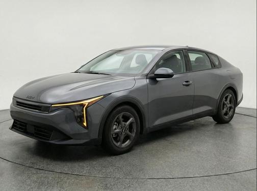 Interstellar Gray 2025 Kia K4 LXS