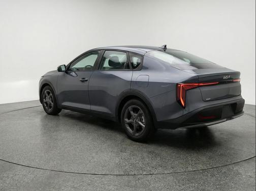Interstellar Gray 2025 Kia K4 LXS