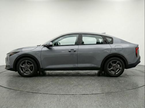 Interstellar Gray 2025 Kia K4 LXS