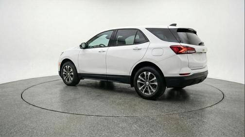 Summit White 2025 Chevrolet Equinox 1LT