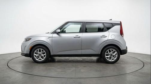 Steel Gray 2025 Kia Soul LX
