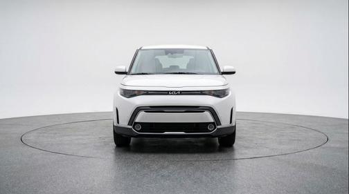 Snow White Pearl 2025 Kia Soul LX