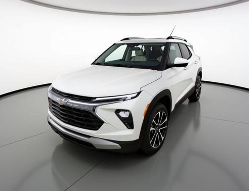 Summit White 2025 Chevrolet Trailblazer LT