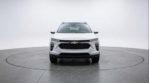 Summit White 2025 Chevrolet Trailblazer LT