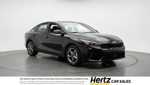 Aurora Black Pearl 2025 Kia K4 LXS