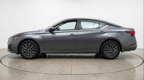 Gun Metallic 2025 Nissan Altima SV FWD