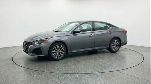Gun Metallic 2025 Nissan Altima SV FWD