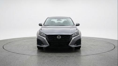 Gun Metallic 2025 Nissan Altima SV FWD