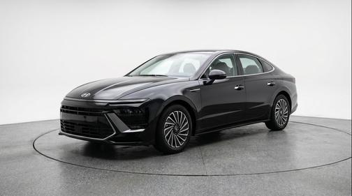Abyss Black 2025 Hyundai SONATA Hybrid SE