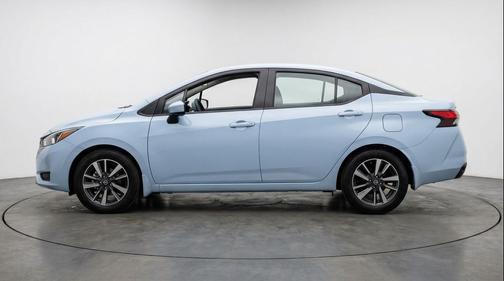 Gray Sky Pearl 2025 Nissan Versa 1.6 SV