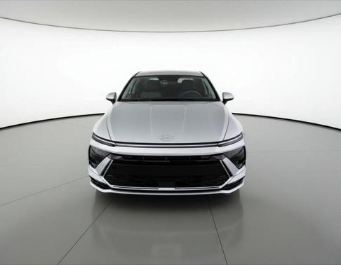 Aero Silver 2025 Hyundai SONATA SEL