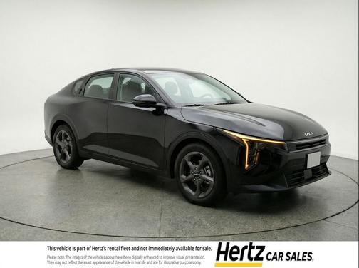 Aurora Black Pearl 2025 Kia K4 LXS