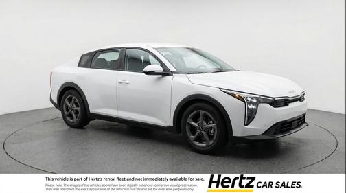 Snow White Pearl 2025 Kia K4 LXS
