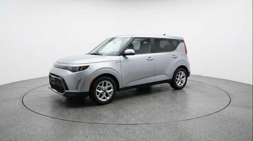 Steel Gray 2025 Kia Soul LX