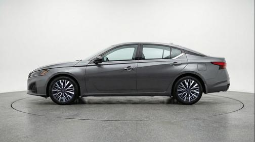 Gun Metallic 2025 Nissan Altima SV FWD
