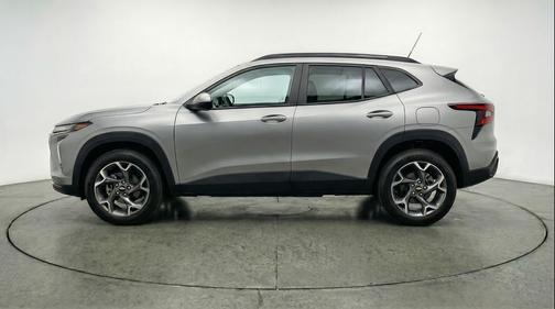 Sterling Gray Metallic 2025 Chevrolet Trax LT