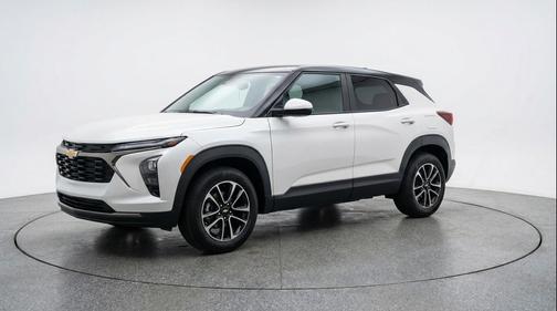 Summit White 2025 Chevrolet Trailblazer LT