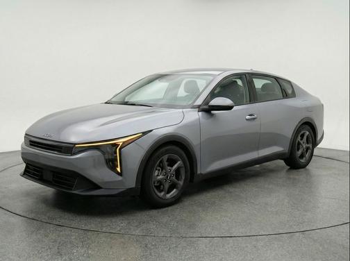 Steel Gray 2025 Kia K4 LXS