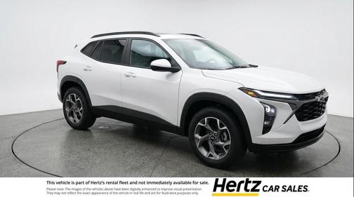 Summit White 2025 Chevrolet Trax LT
