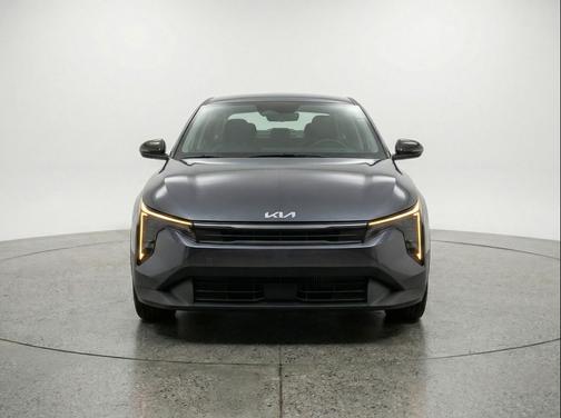 Interstellar Gray 2025 Kia K4 LXS
