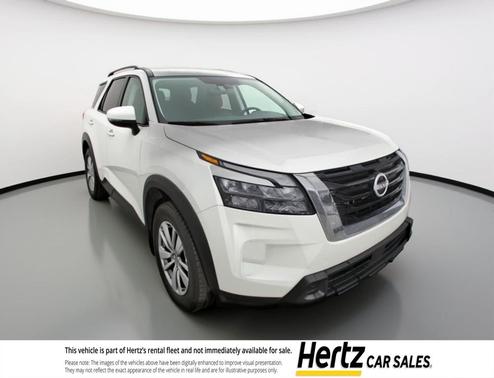 Brilliant Silver Metallic 2025 Nissan Pathfinder SV FWD